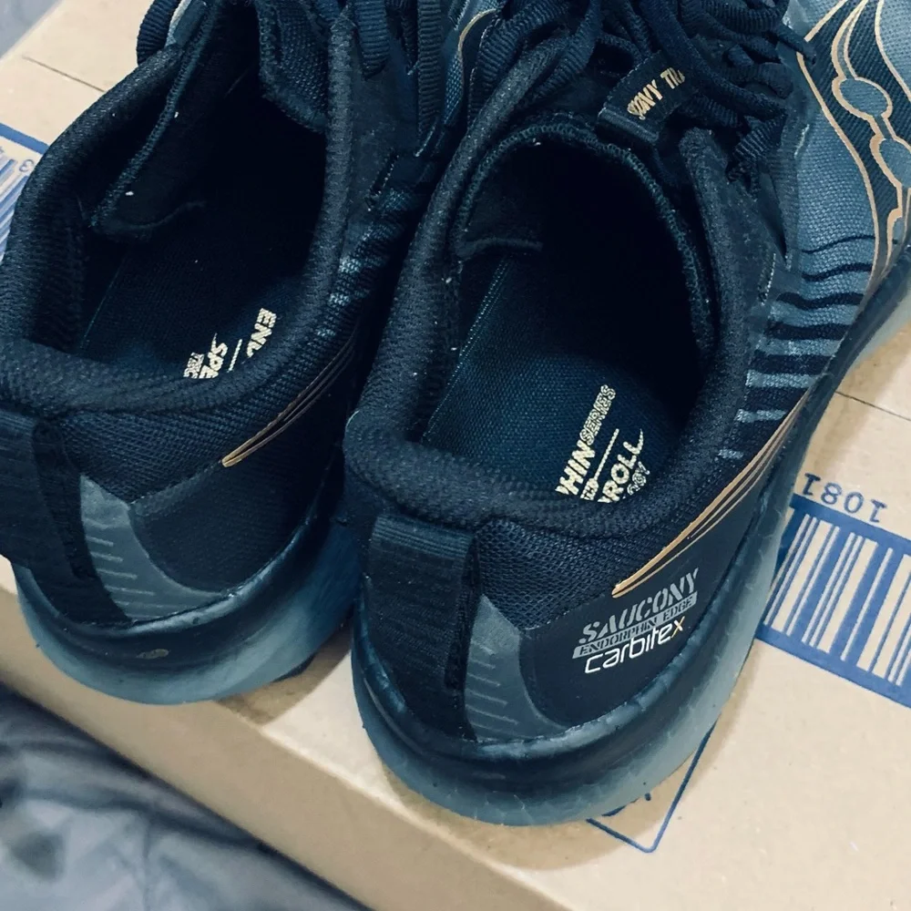 Saucony lightweight trail